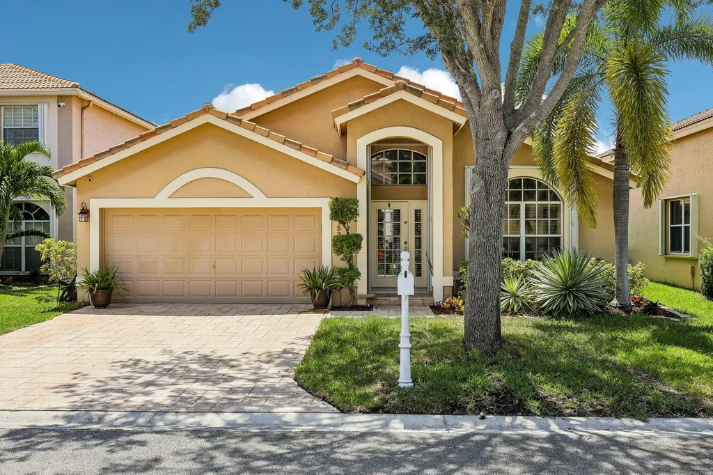 5258 NW 112th Terrace Coral Springs FL 33076