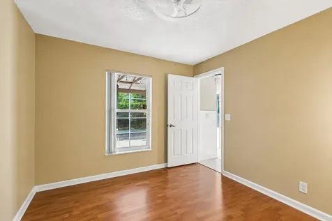 5258 NW 112th Terrace Coral Springs FL 33076