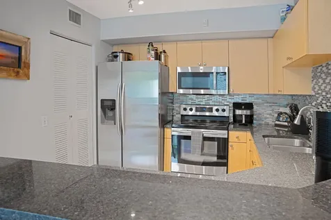 809 Villa Circle Boynton Beach FL 33435