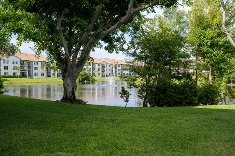 809 Villa Circle Boynton Beach FL 33435