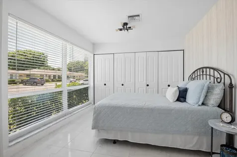 13725 Flora Place Delray Beach FL 33484
