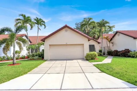 13 Ironwood Way N Palm Beach Gardens FL 33418