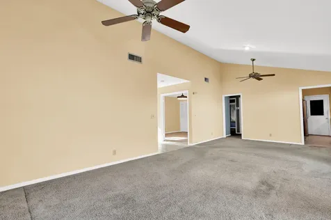 13 Ironwood Way N Palm Beach Gardens FL 33418