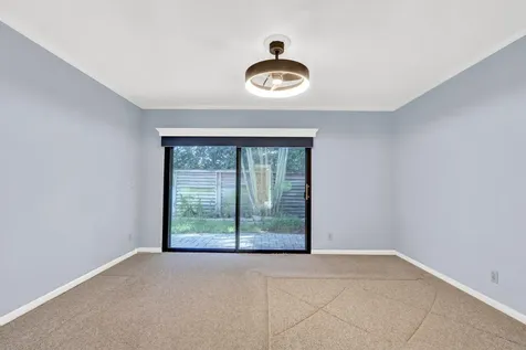 13 Ironwood Way N Palm Beach Gardens FL 33418