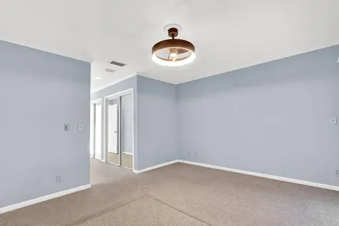 13 Ironwood Way N Palm Beach Gardens FL 33418