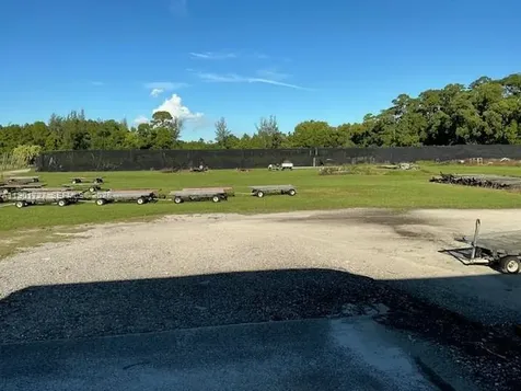 1535 B Road Loxahatchee Groves FL 33470