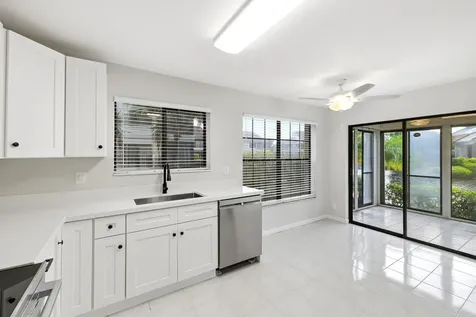 3357 Jog Park Drive Greenacres FL 33467