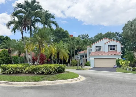 1020 NW 107th Avenue Plantation FL 33322