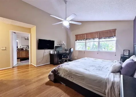 1020 NW 107th Avenue Plantation FL 33322