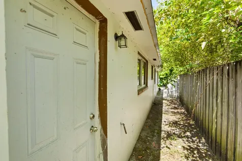 1519-1521 NW 8th Avenue Fort Lauderdale FL 33311