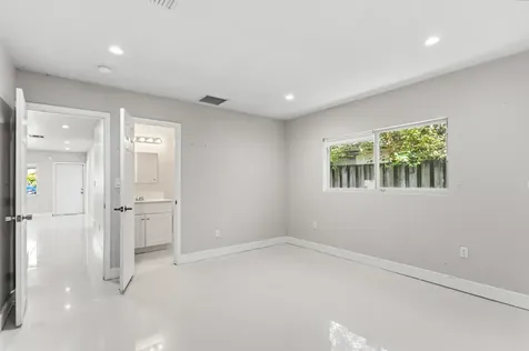 1519-1521 NW 8th Avenue Fort Lauderdale FL 33311