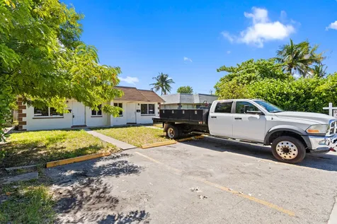 1519-1521 NW 8th Avenue Fort Lauderdale FL 33311
