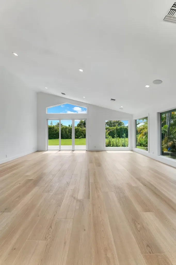 13878 Palm Grove Place Palm Beach Gardens FL 33418