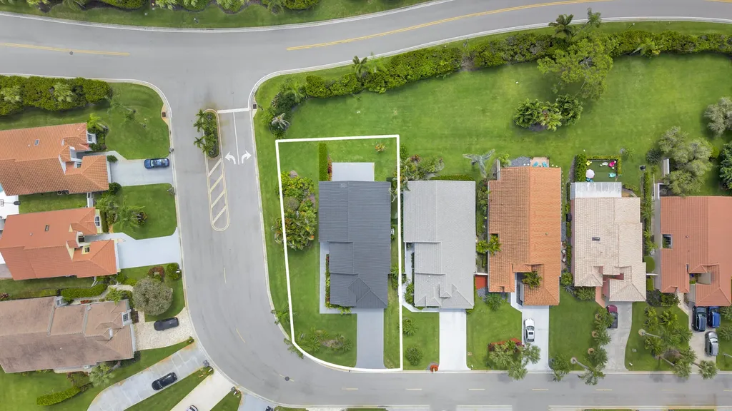 13878 Palm Grove Place Palm Beach Gardens FL 33418