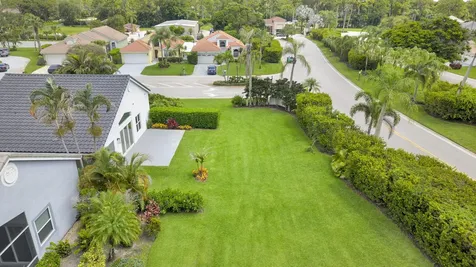 13878 Palm Grove Place Palm Beach Gardens FL 33418