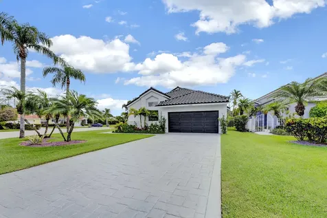 13878 Palm Grove Place Palm Beach Gardens FL 33418