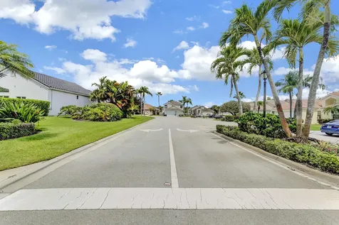 13878 Palm Grove Place Palm Beach Gardens FL 33418