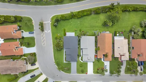 13878 Palm Grove Place Palm Beach Gardens FL 33418