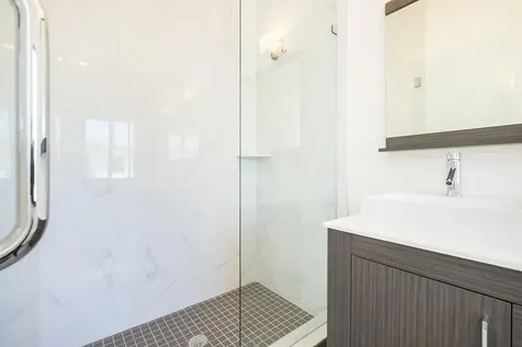 1036 NE 33rd Street Oakland Park FL 33334