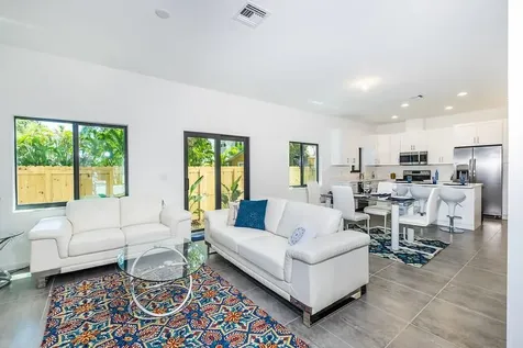1036 NE 33rd Street Oakland Park FL 33334