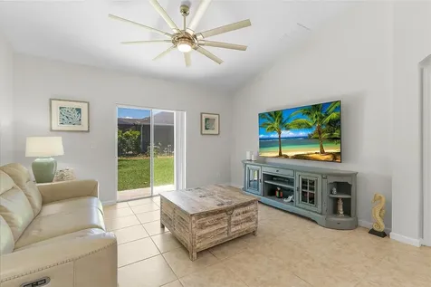 8110 Westfield Circle Vero Beach FL 32966