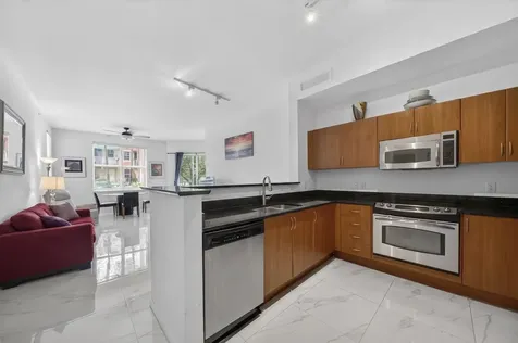 804 E Windward Way Lantana FL 33462