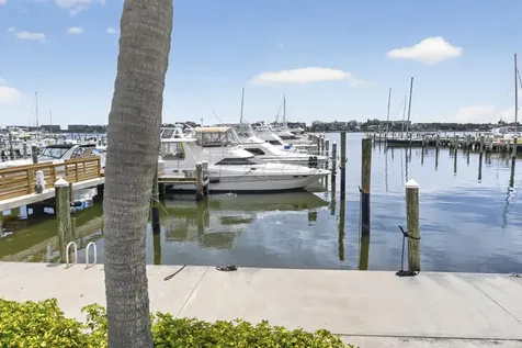 804 E Windward Way Lantana FL 33462