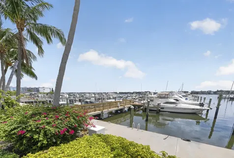 804 E Windward Way Lantana FL 33462