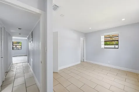 4401 NW 33rd Street Lauderdale Lakes FL 33319