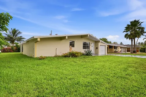 4401 NW 33rd Street Lauderdale Lakes FL 33319