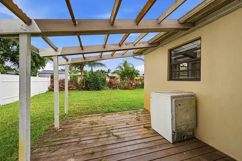4401 NW 33rd Street Lauderdale Lakes FL 33319