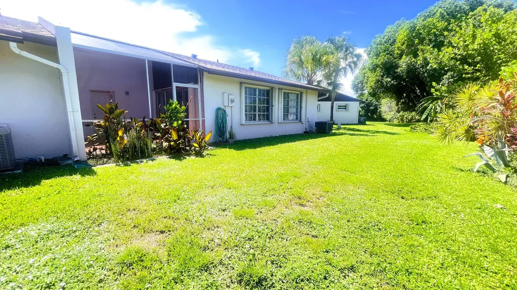 15640 Bottlebrush Circle Delray Beach FL 33484