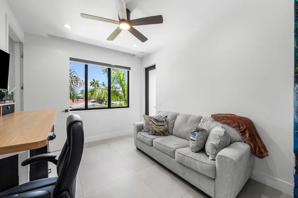 1123 NE 12th Avenue Fort Lauderdale FL 33304