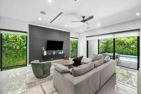 1123 NE 12th Avenue Fort Lauderdale FL 33304