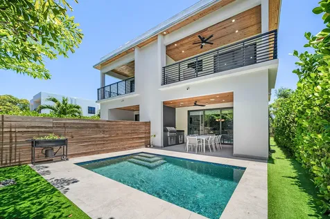 1123 NE 12th Avenue Fort Lauderdale FL 33304