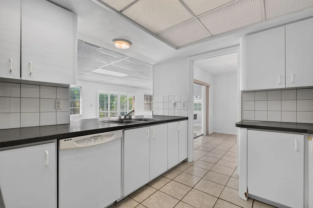842 Fathom Road W North Palm Beach FL 33408