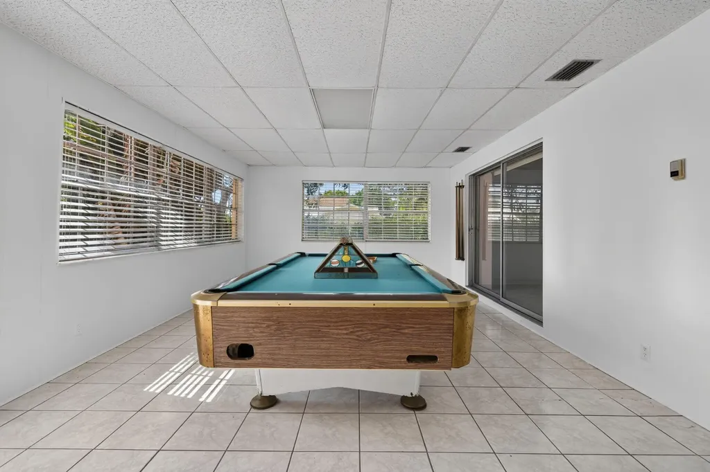 842 Fathom Road W North Palm Beach FL 33408
