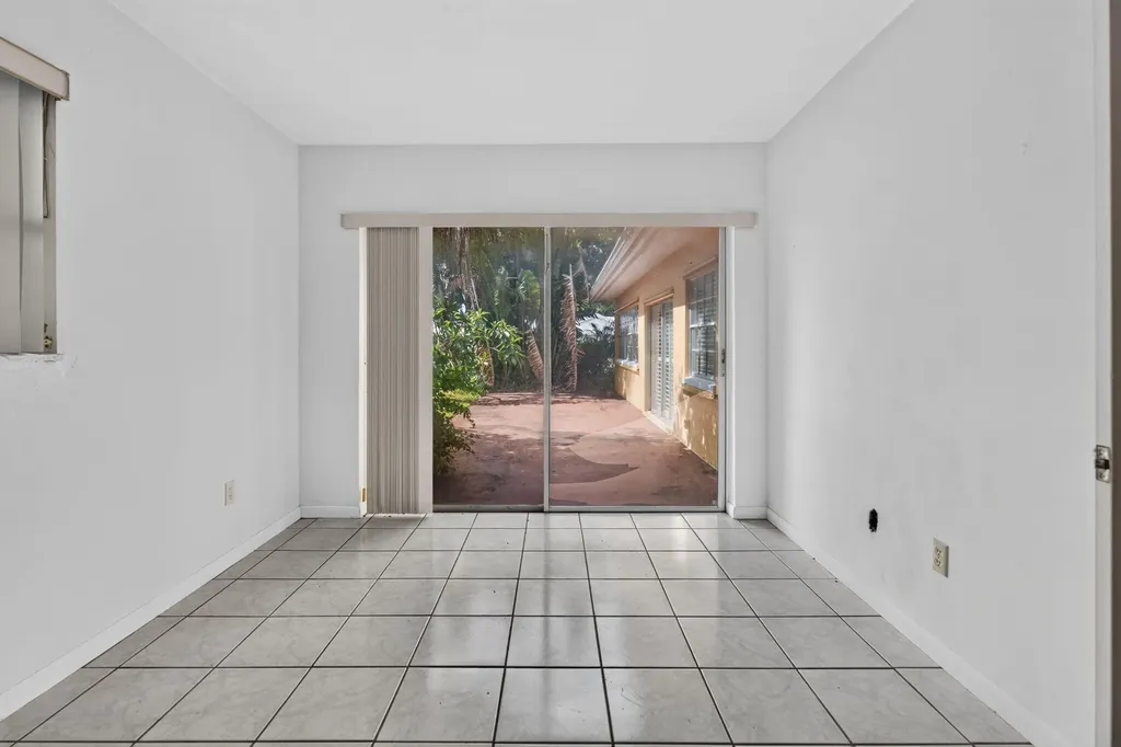842 Fathom Road W North Palm Beach FL 33408