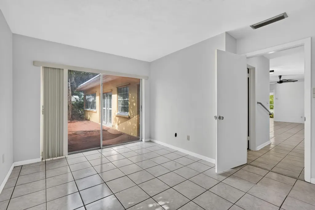 842 Fathom Road W North Palm Beach FL 33408