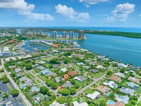 842 Fathom Road W North Palm Beach FL 33408