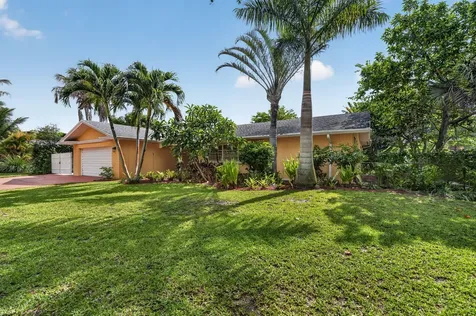 842 Fathom Road W North Palm Beach FL 33408