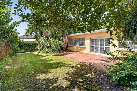 842 Fathom Road W North Palm Beach FL 33408