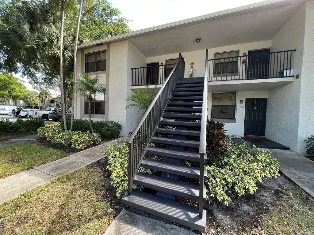 1240 S Military Trail Deerfield Beach FL 33442