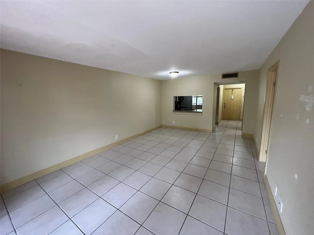 1240 S Military Trail Deerfield Beach FL 33442