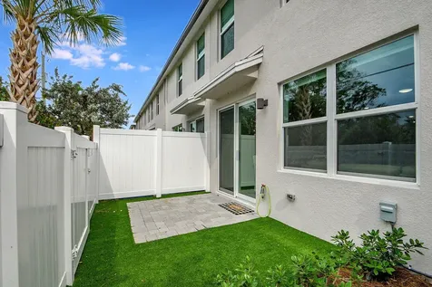 1620 Lindley Street Mangonia Park FL 33407