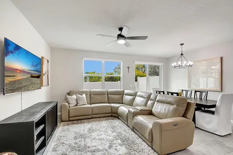 1620 Lindley Street Mangonia Park FL 33407