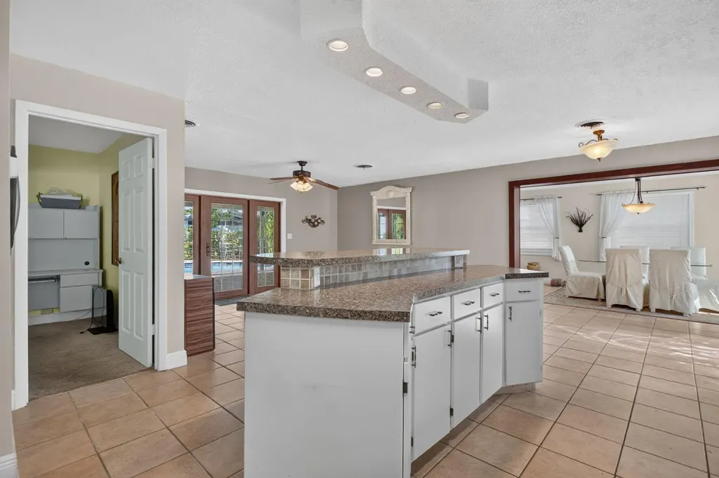 4931 NE 27th Avenue Lighthouse Point FL 33064