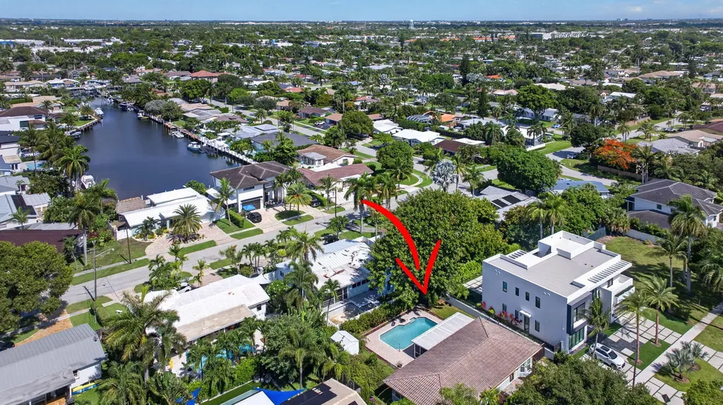 4931 NE 27th Avenue Lighthouse Point FL 33064