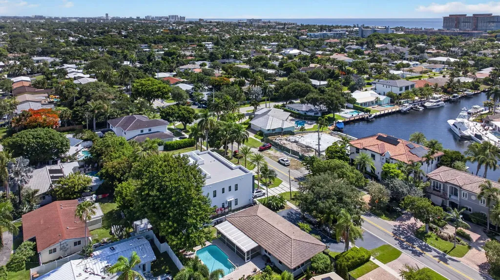 4931 NE 27th Avenue Lighthouse Point FL 33064
