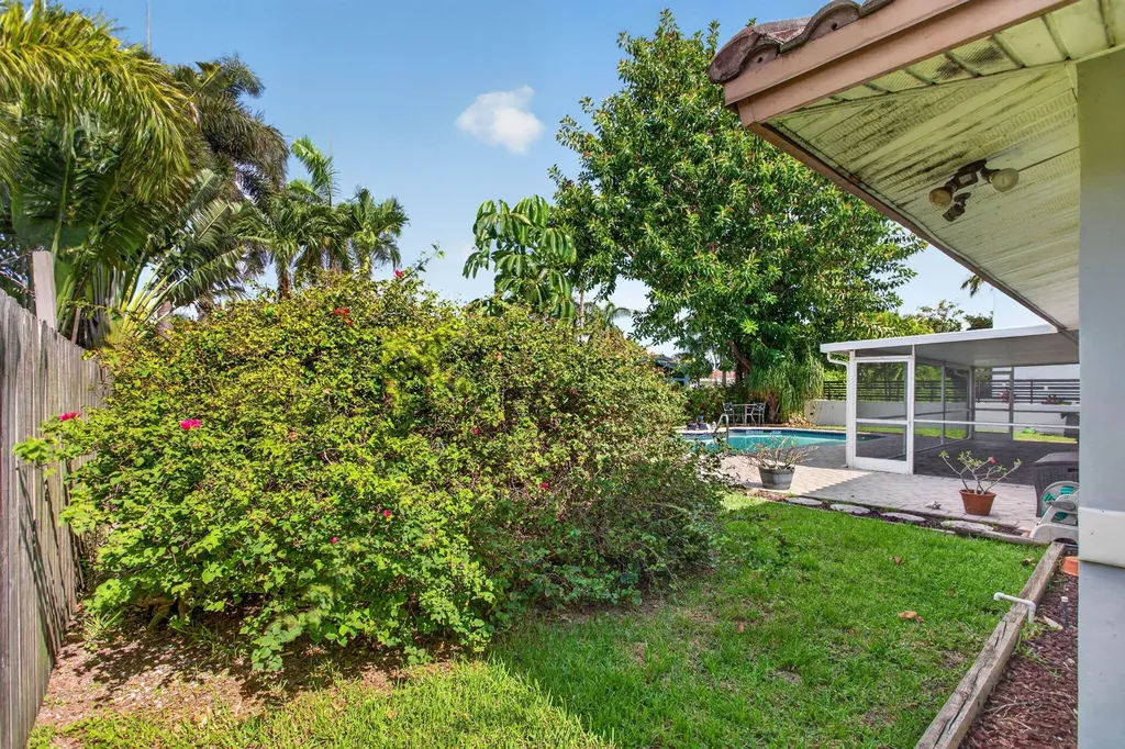 4931 NE 27th Avenue Lighthouse Point FL 33064